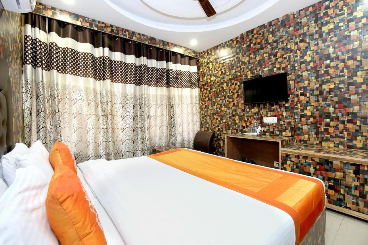 Oyo 8622 Hotel Grand Inn Chandīgarh Exteriér fotografie