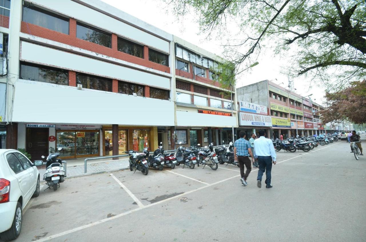 Oyo 8622 Hotel Grand Inn Chandīgarh Exteriér fotografie