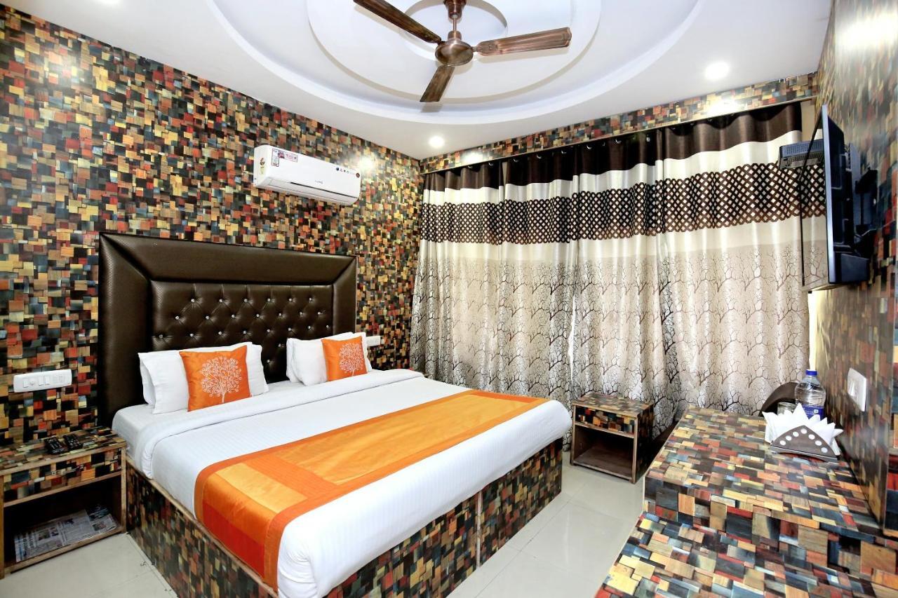 Oyo 8622 Hotel Grand Inn Chandīgarh Exteriér fotografie